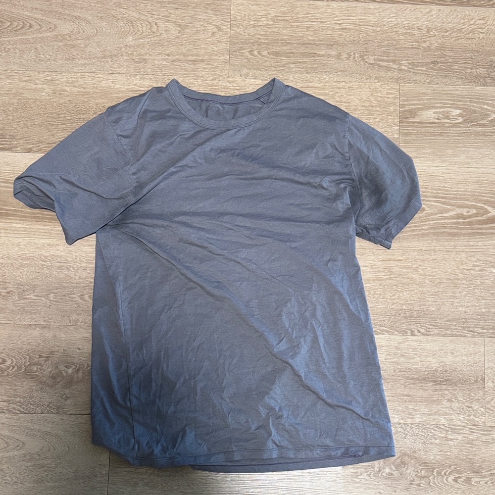 lululemon athletica men’s fundamental Slate Gray Short Sleeve Tee